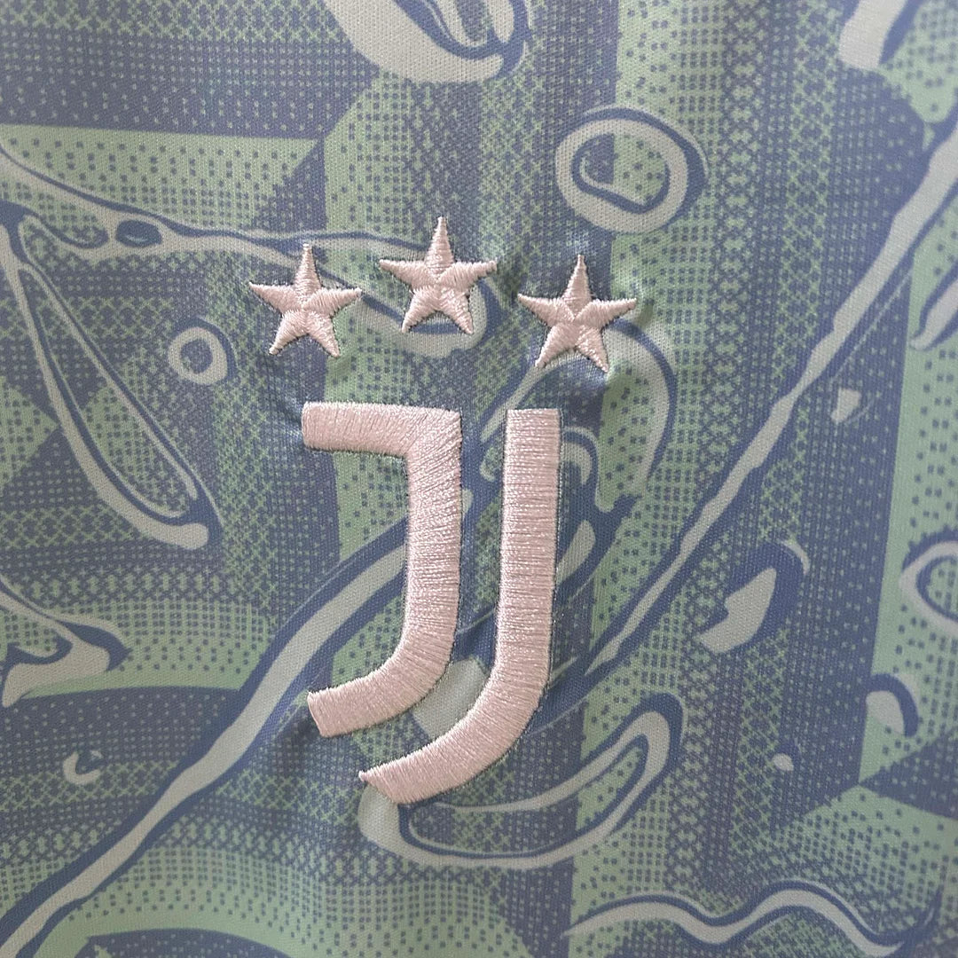Juventus 25/26 Away Kit