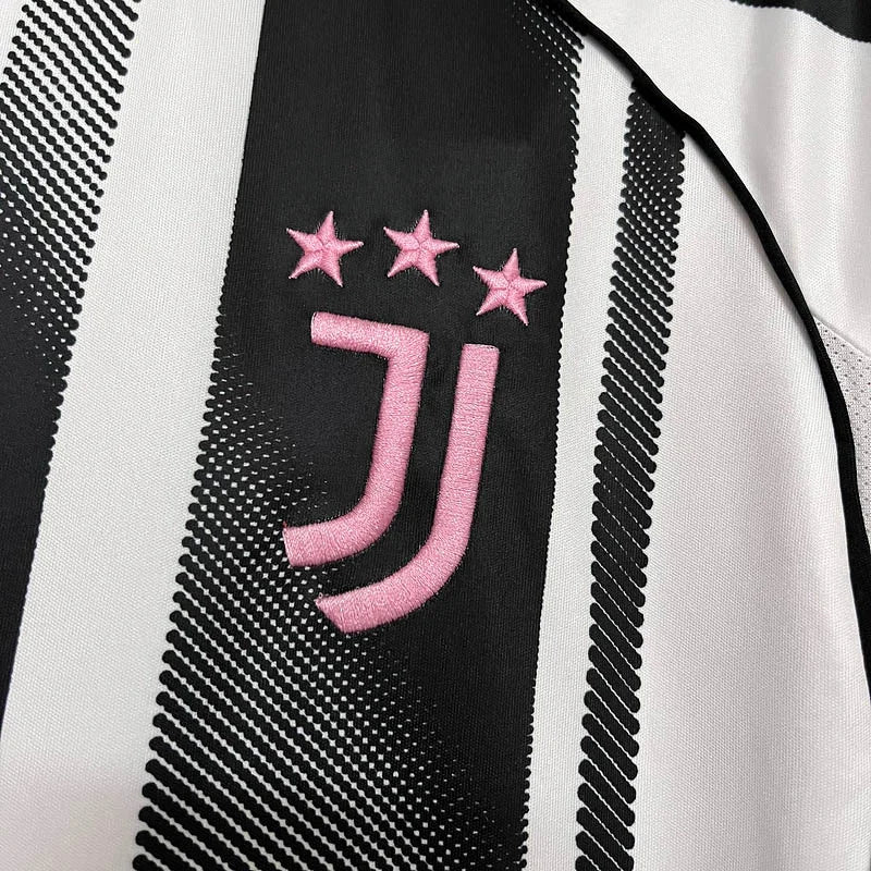 Juventus 25/26 Home Kit