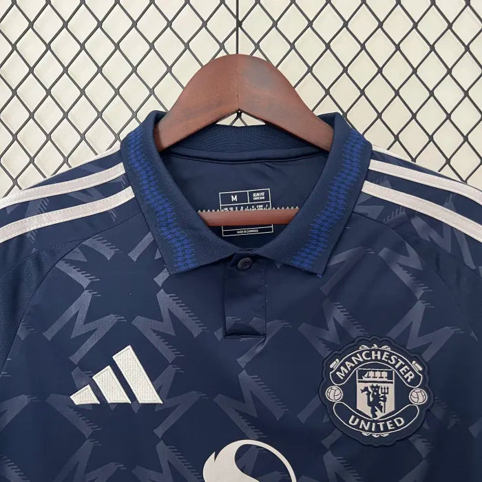 Manchester United 2024/2025 Away Kit