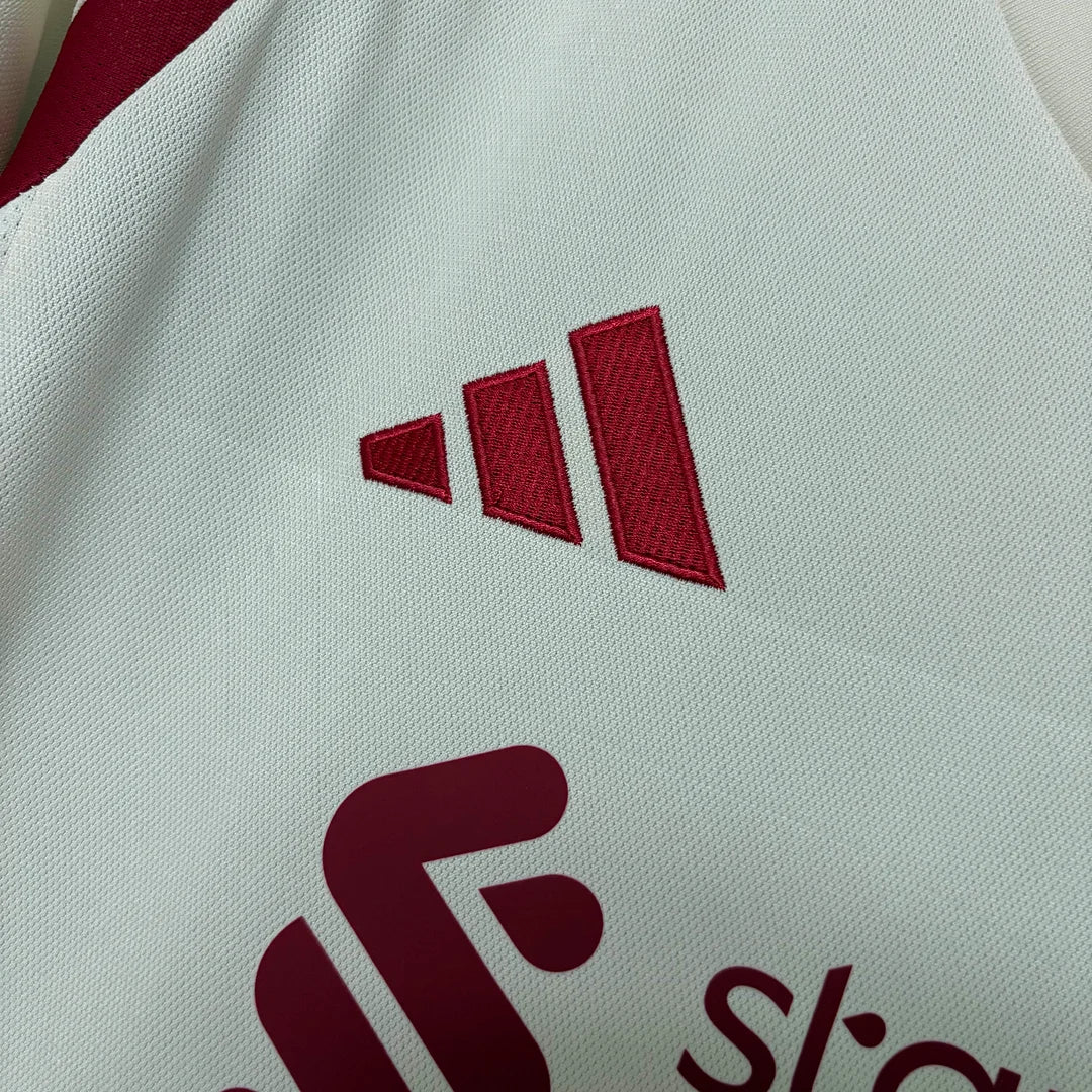 Liverpool 25/26 Away Kit
