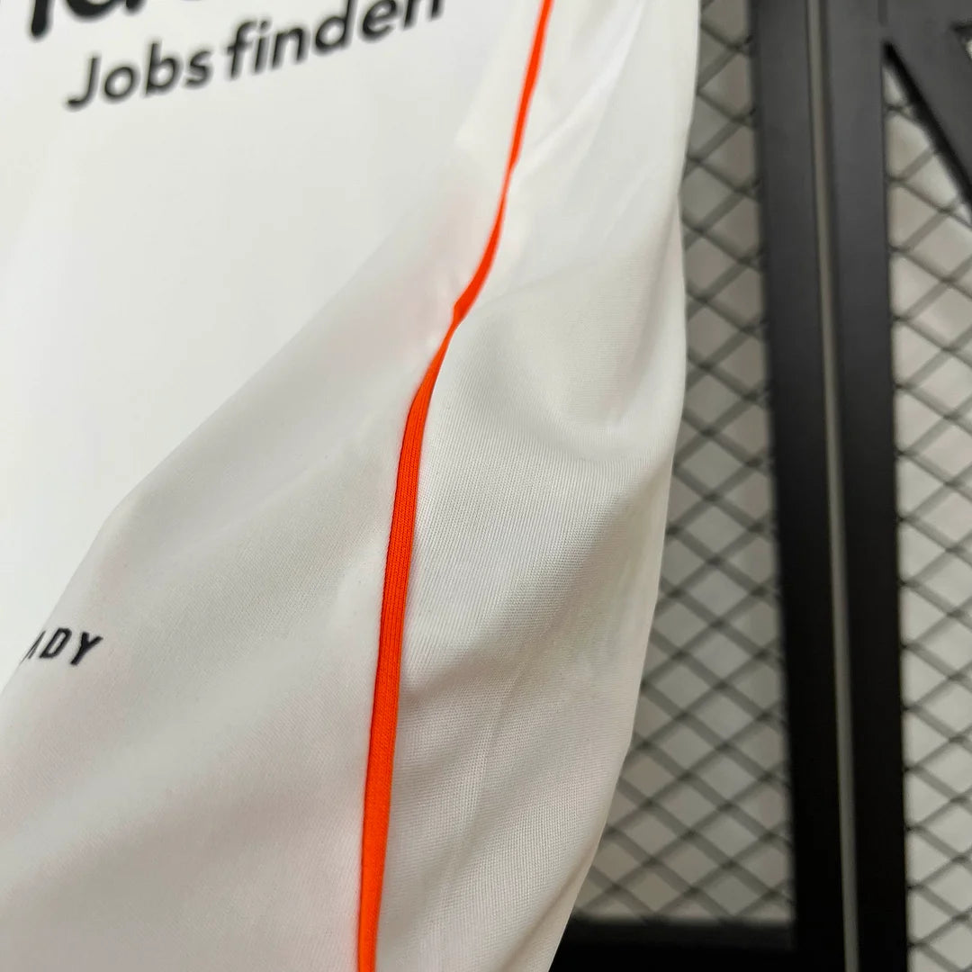 Eintracht Frankfurt 25/26 Home Kit