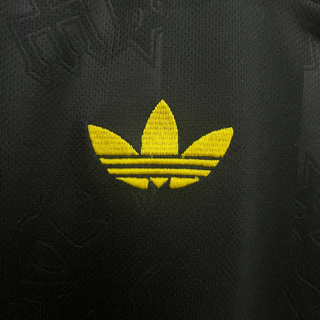 Manchester United 25/26 Away Kit